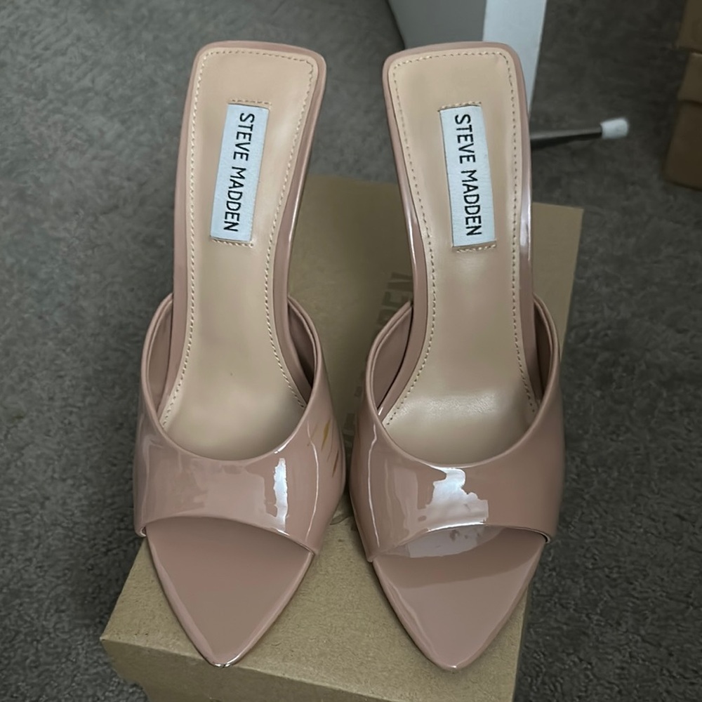 Steve Madden Women's Nude Heels